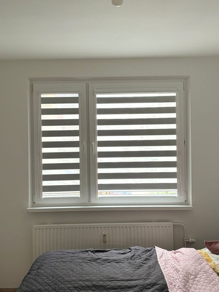 http://Montáž%20roliet%20Deň%20a%20Noc_window%20solutions