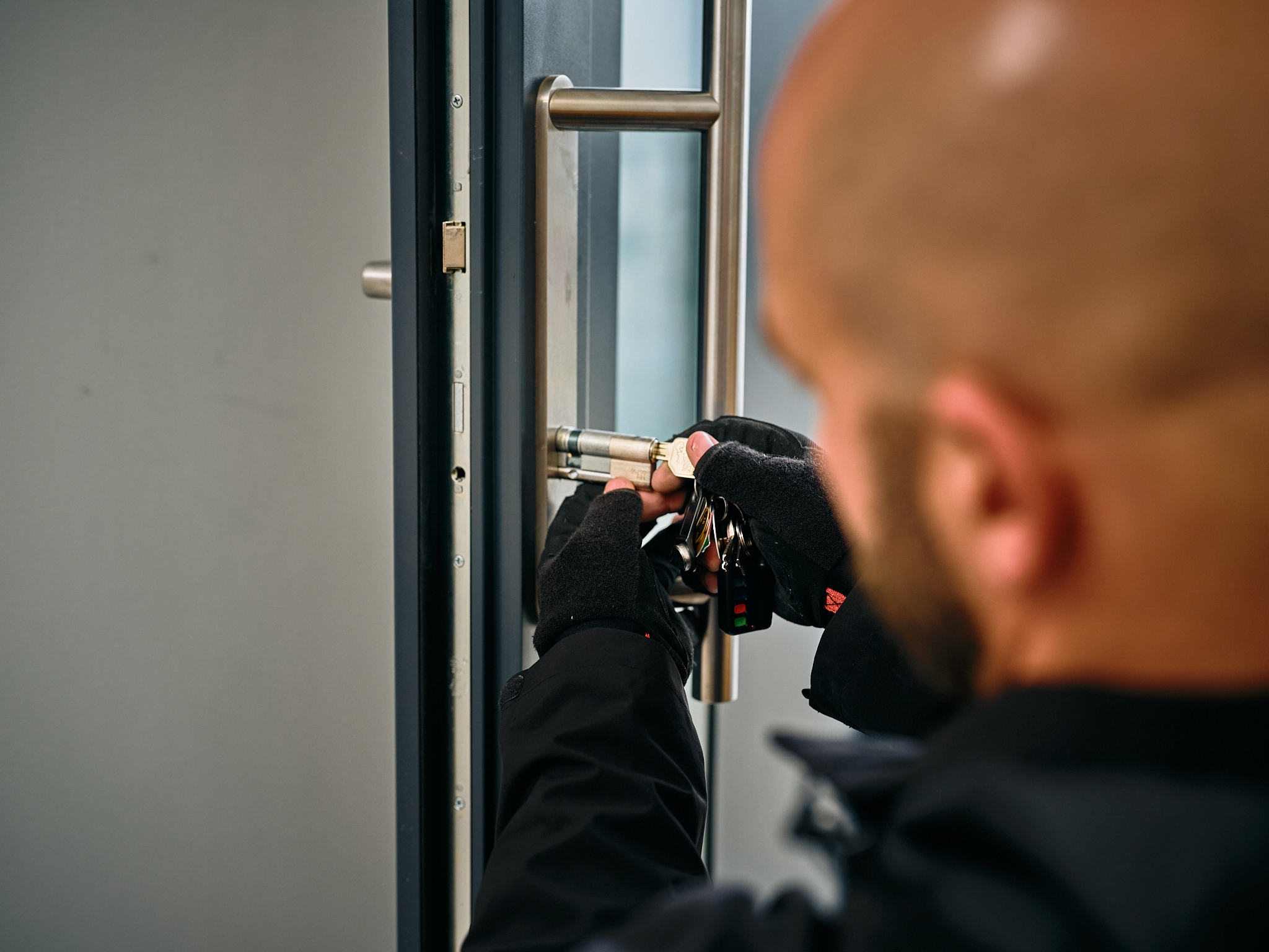 Výmena alebo oprava FAB zámku na vchodových dverách_Window solutions